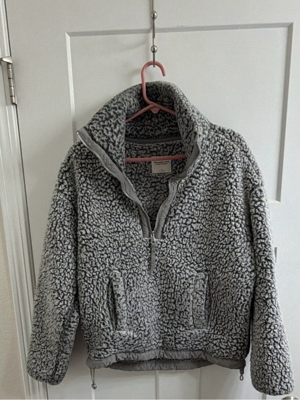 Abercrombie & Fitch Women’s Fleece Pullover, Size Small